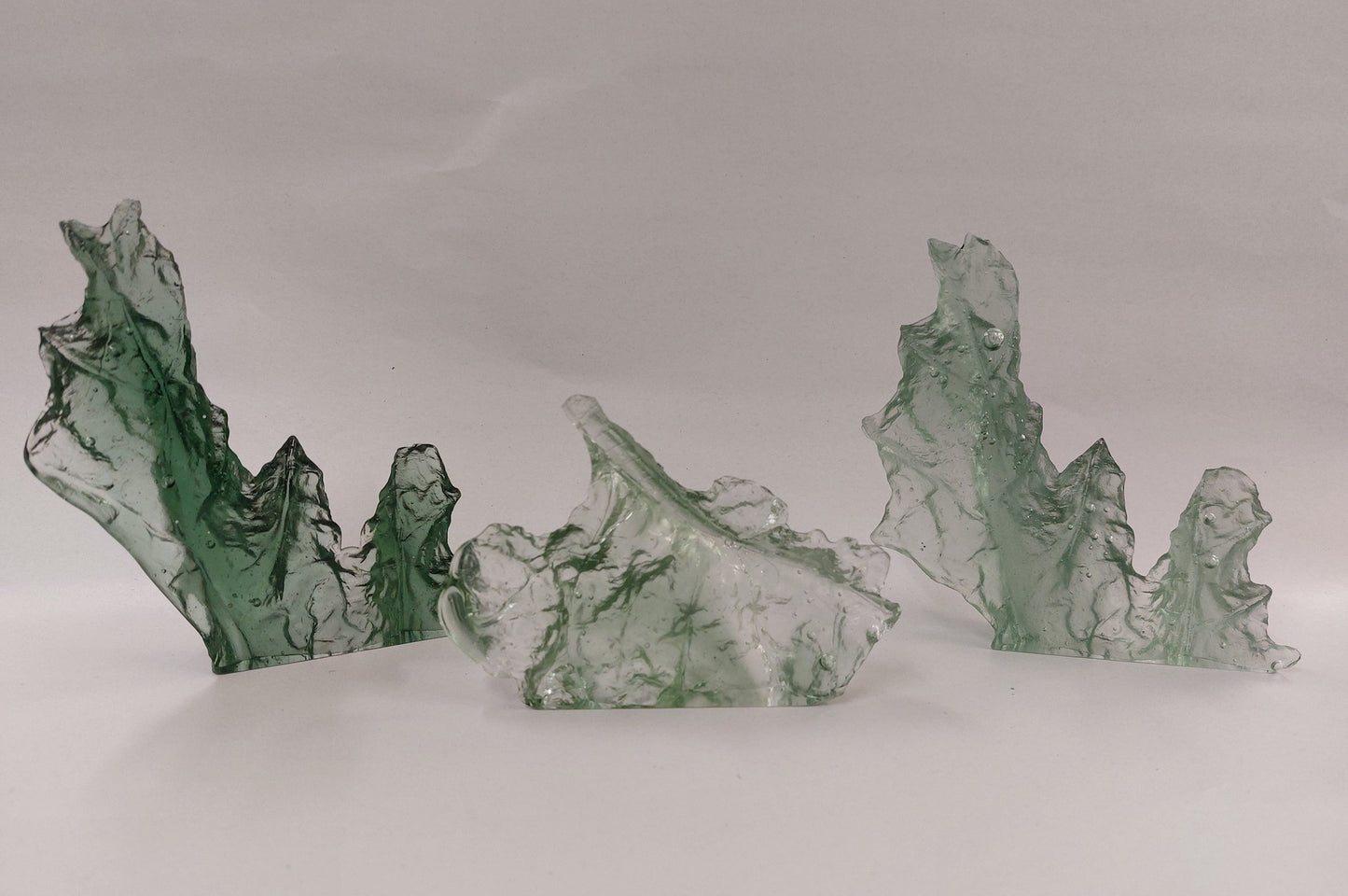 Leaf Segment Casts Green